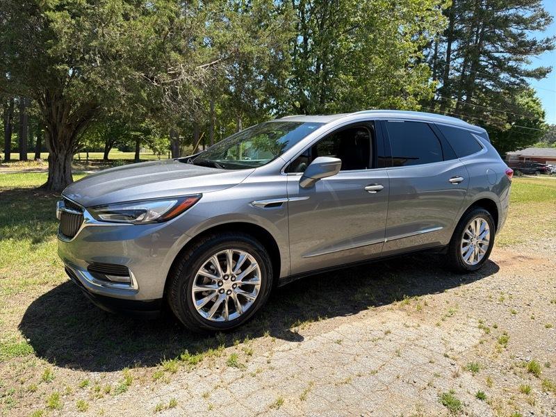 Buick Enclave Essence FWD 2019