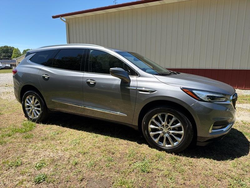 Buick Enclave Essence FWD 2019