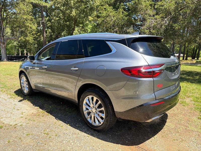Buick Enclave Essence FWD 2019