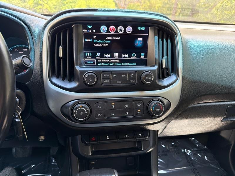 Chevrolet Colorado LT Crew Cab 4WD Short Box 2017
