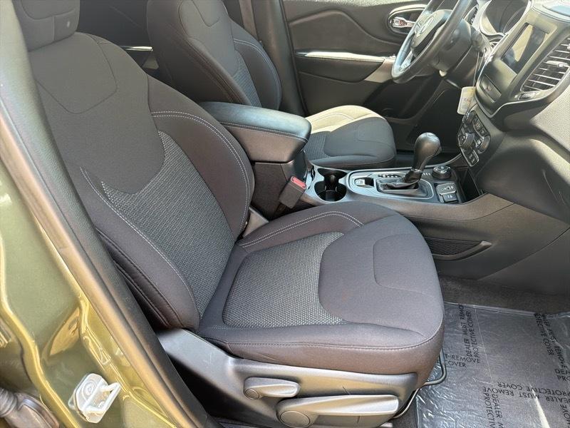 Jeep Cherokee Latitude 4WD 2019