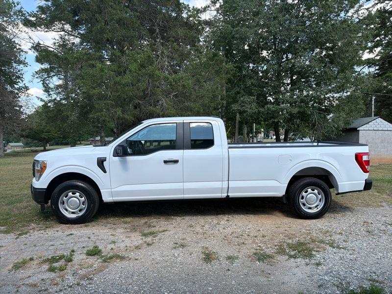 Ford F-150 XL SuperCab 8-ft. Bed 2WD 2021
