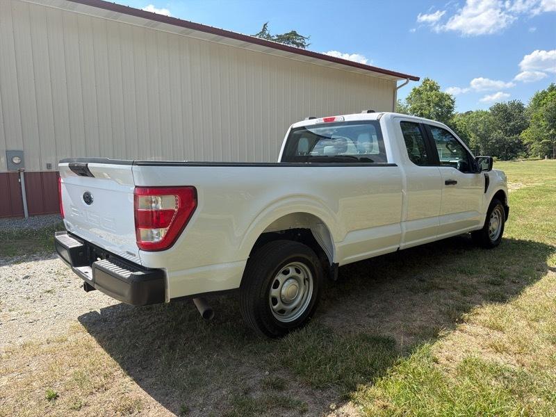 Ford F-150 XL SuperCab 8-ft. Bed 2WD 2021