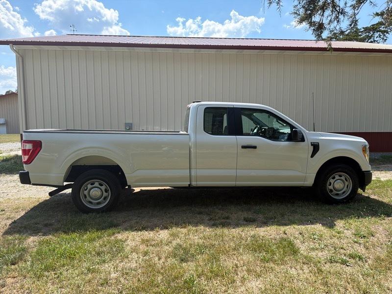 Ford F-150 XL SuperCab 8-ft. Bed 2WD 2021
