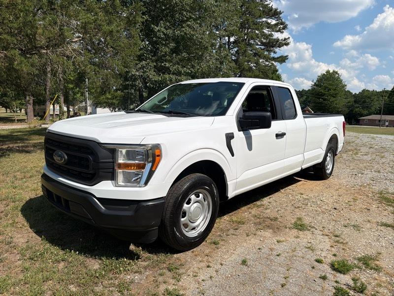 Ford F-150 XL SuperCab 8-ft. Bed 2WD 2021
