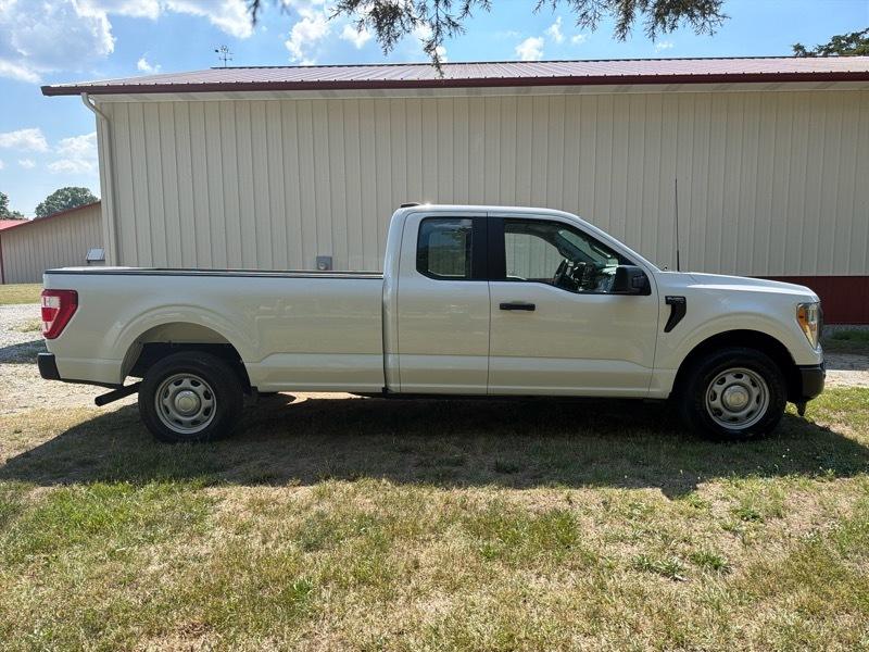 Ford F-150 XL SuperCab 8-ft. Bed 2WD 2021