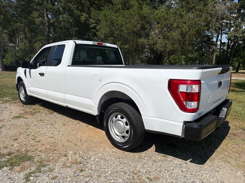 Ford F-150 XL SuperCab 8-ft. Bed 2WD 2021