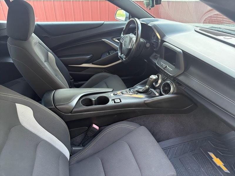 Chevrolet Camaro 1LS Convertible 2020