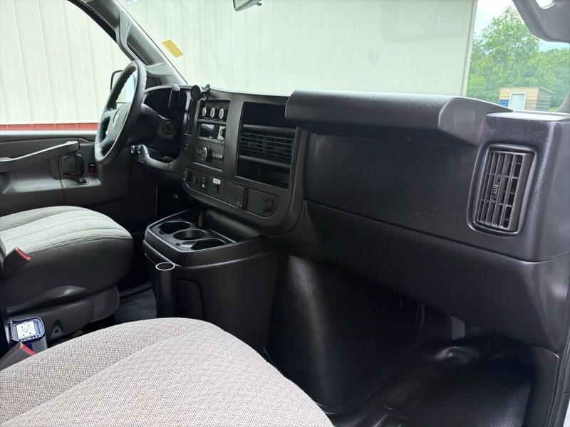 Chevrolet Express G2500 Cargo 2017