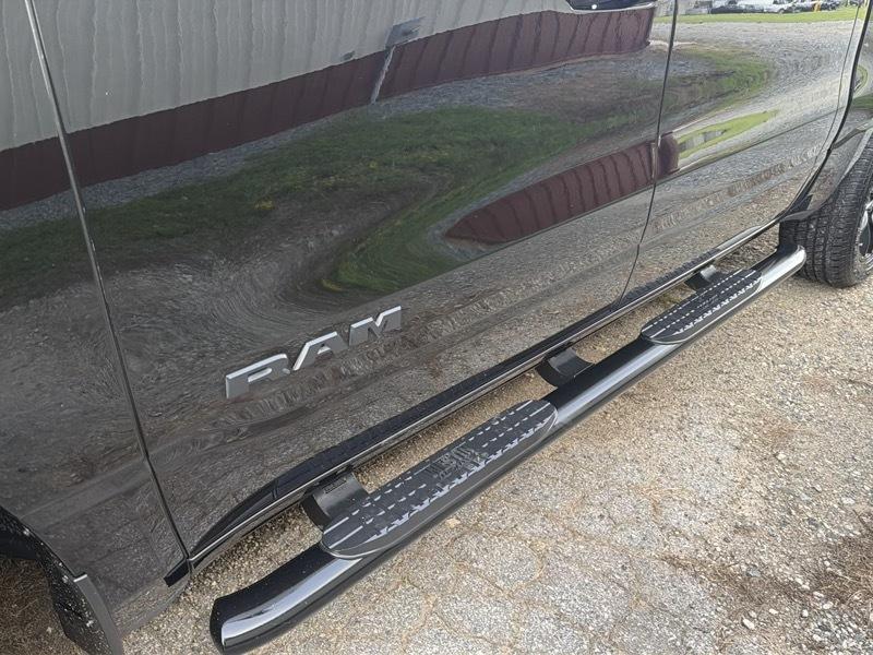 RAM 1500 Big Horn Crew Cab SWB 4WD 2020