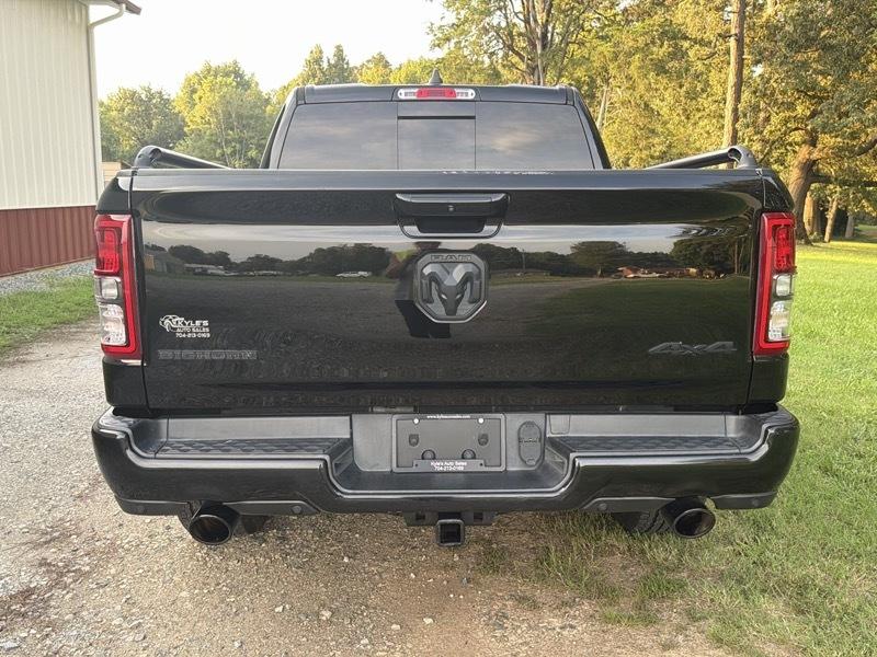 RAM 1500 Big Horn Crew Cab SWB 4WD 2020