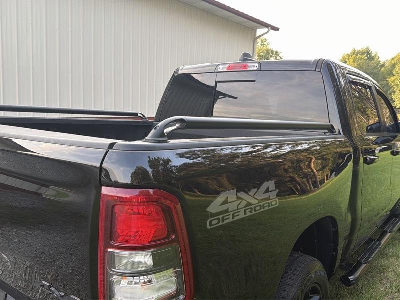 RAM 1500 Big Horn Crew Cab SWB 4WD 2020