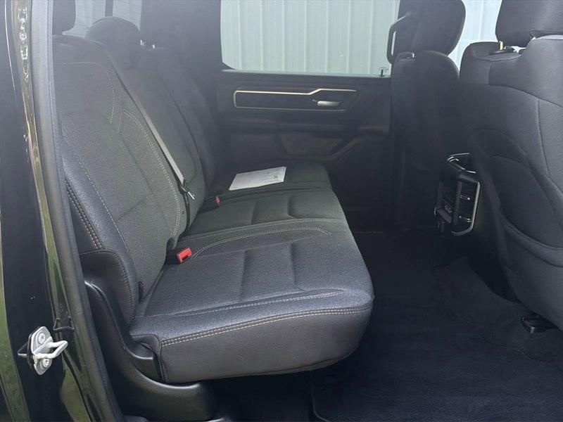 RAM 1500 Big Horn Crew Cab SWB 4WD 2020