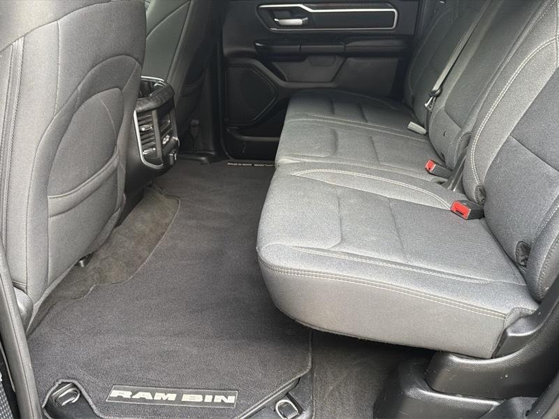 RAM 1500 Big Horn Crew Cab SWB 4WD 2020