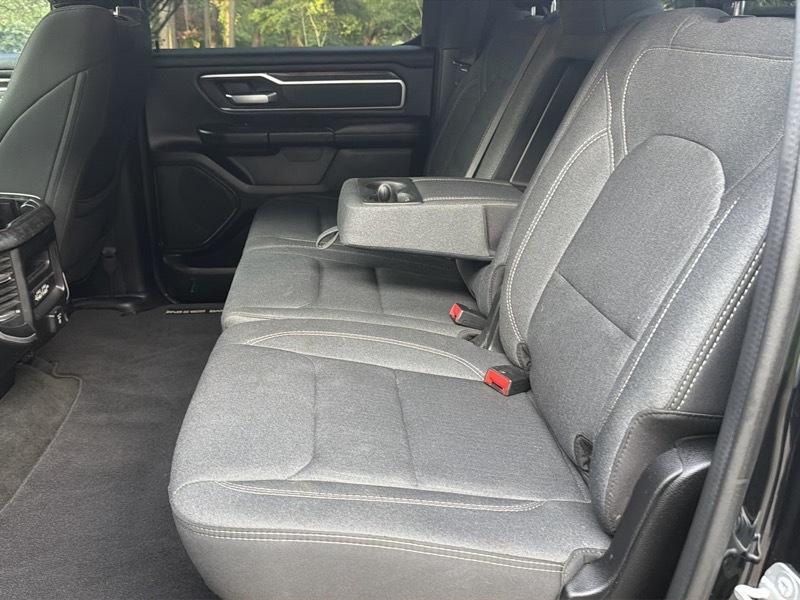 RAM 1500 Big Horn Crew Cab SWB 4WD 2020
