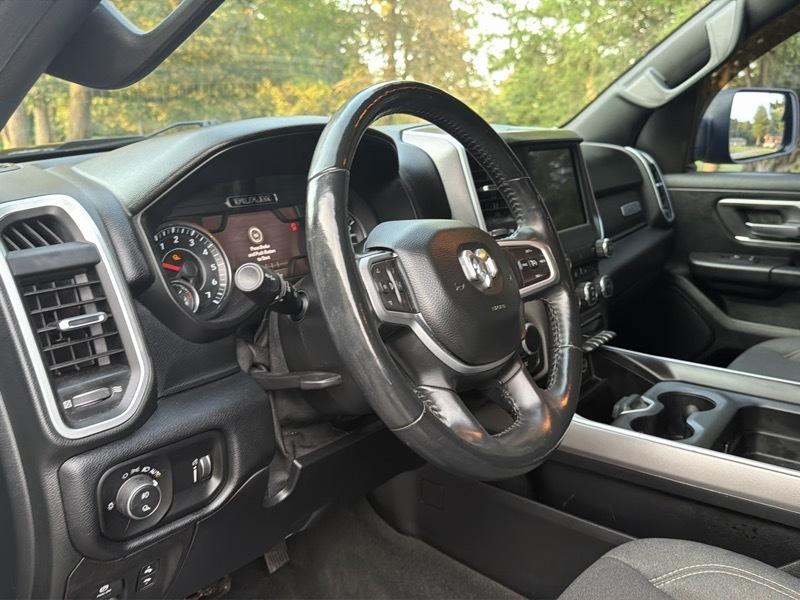 RAM 1500 Big Horn Crew Cab SWB 4WD 2020
