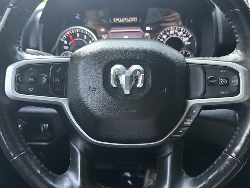 RAM 1500 Big Horn Crew Cab SWB 4WD 2020