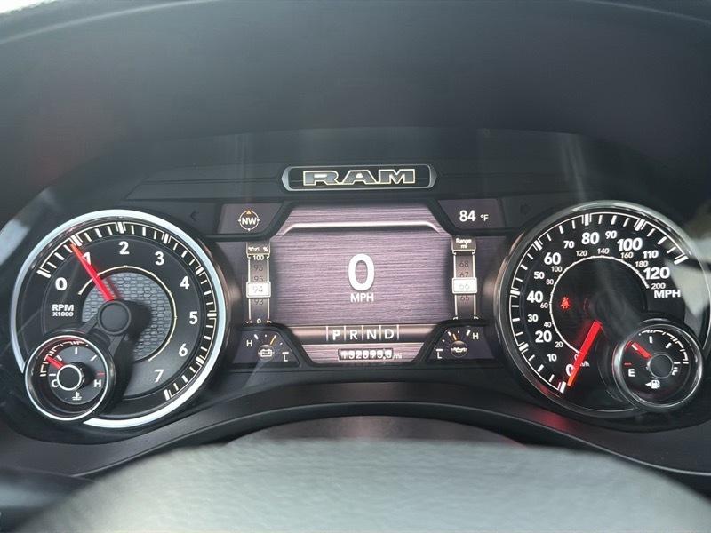 RAM 1500 Big Horn Crew Cab SWB 4WD 2020