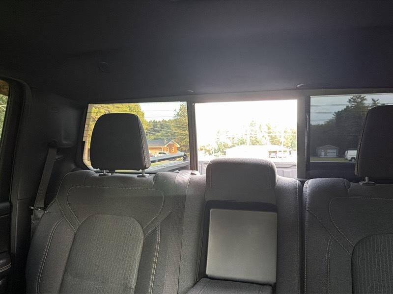 RAM 1500 Big Horn Crew Cab SWB 4WD 2020