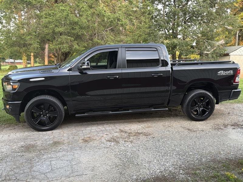 RAM 1500 Big Horn Crew Cab SWB 4WD 2020