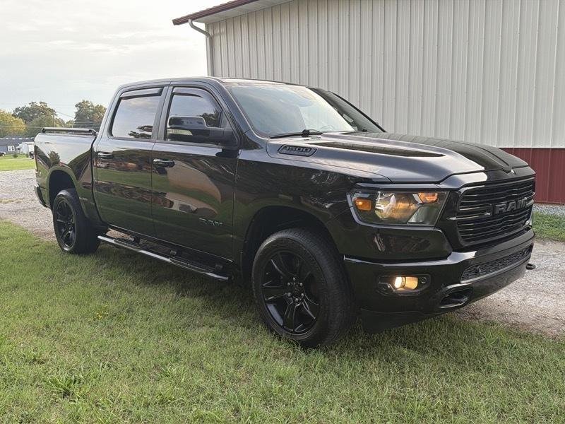 RAM 1500 Big Horn Crew Cab SWB 4WD 2020