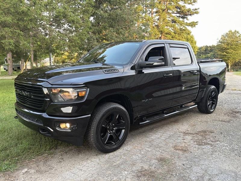 RAM 1500 Big Horn Crew Cab SWB 4WD 2020