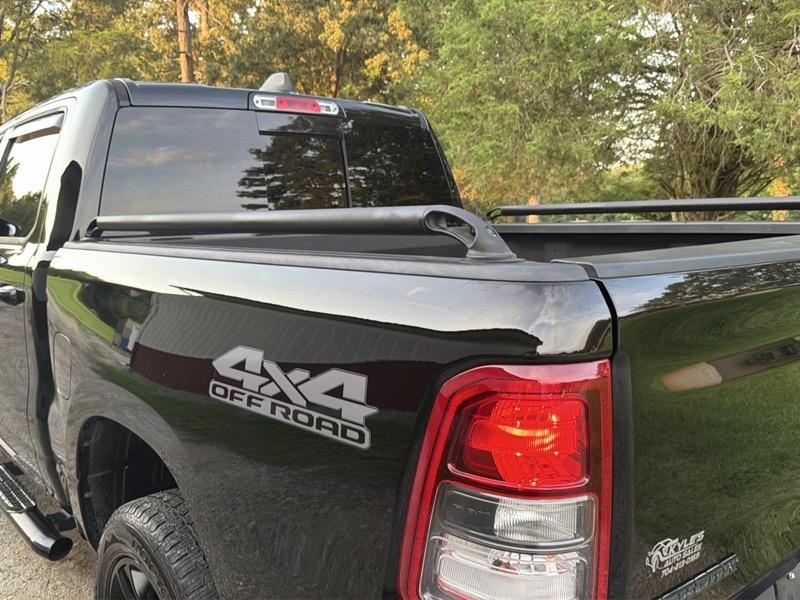 RAM 1500 Big Horn Crew Cab SWB 4WD 2020