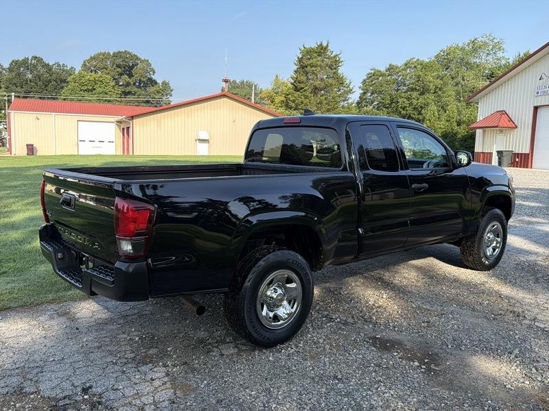 Toyota Tacoma SR5 Access Cab I4 6AT 4WD 2019