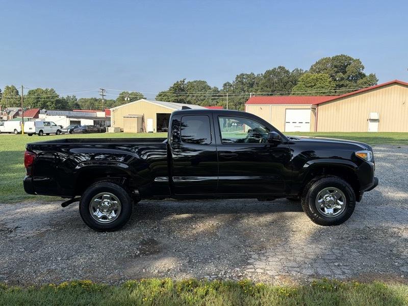 Toyota Tacoma SR5 Access Cab I4 6AT 4WD 2019