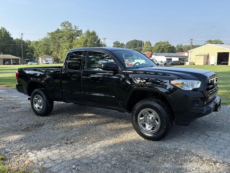 Toyota Tacoma SR5 Access Cab I4 6AT 4WD 2019