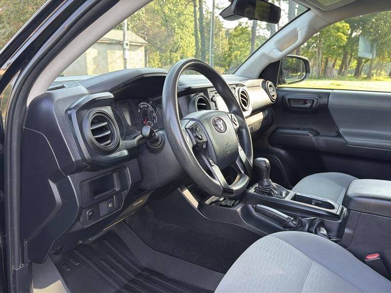 Toyota Tacoma SR5 Access Cab I4 6AT 4WD 2019