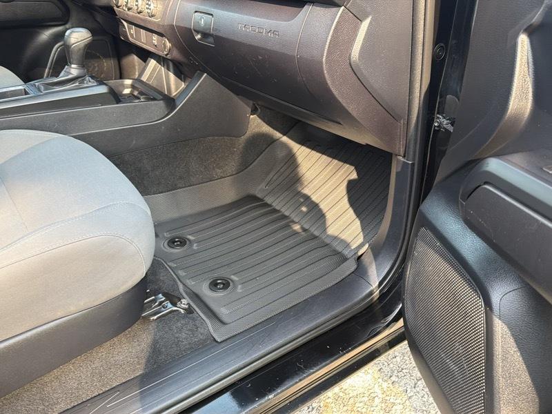 Toyota Tacoma SR5 Access Cab I4 6AT 4WD 2019