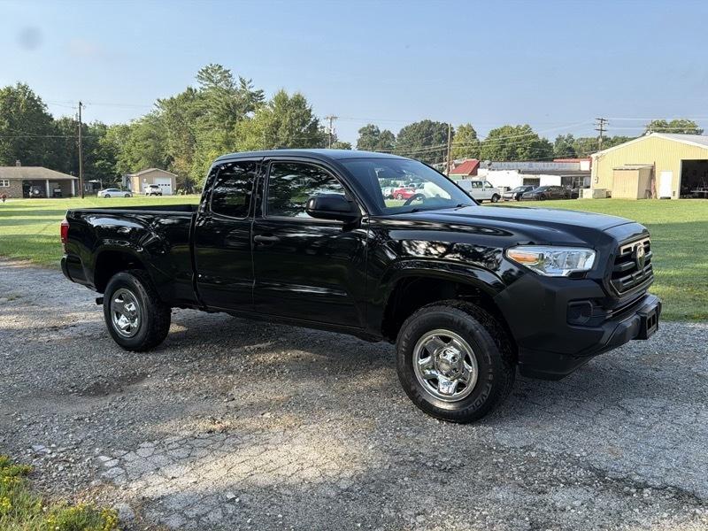 Toyota Tacoma SR5 Access Cab I4 6AT 4WD 2019