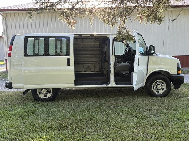 Chevrolet Express 2500 Cargo 2022