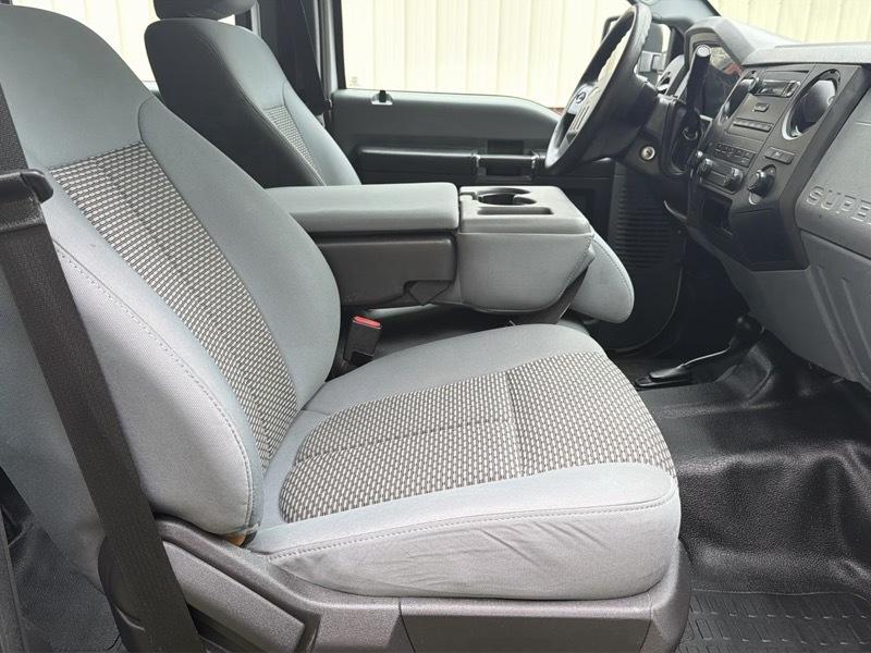 Ford F-250 SD XL Crew Cab 4WD 2014