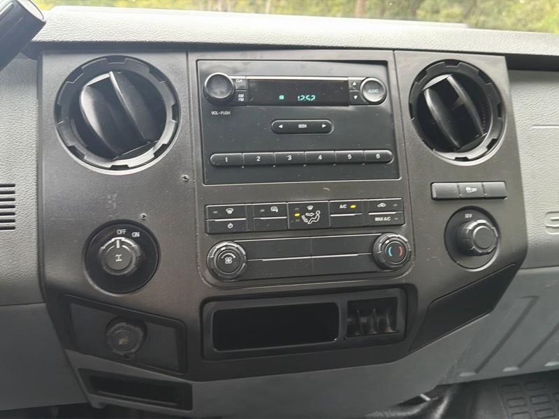 Ford F-250 SD XL Crew Cab 4WD 2014