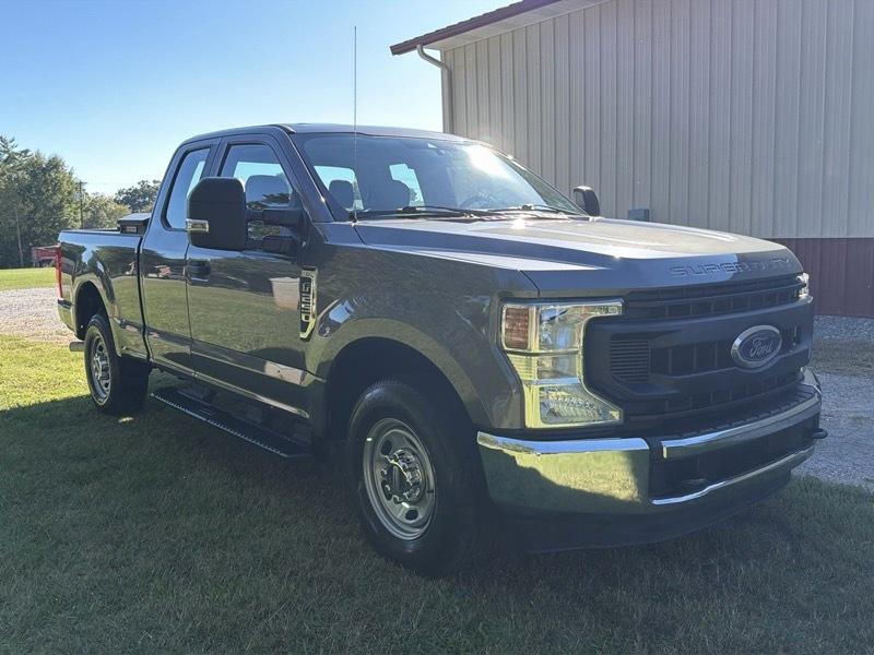 Ford F-250 SD XL SuperCab 2WD 2022