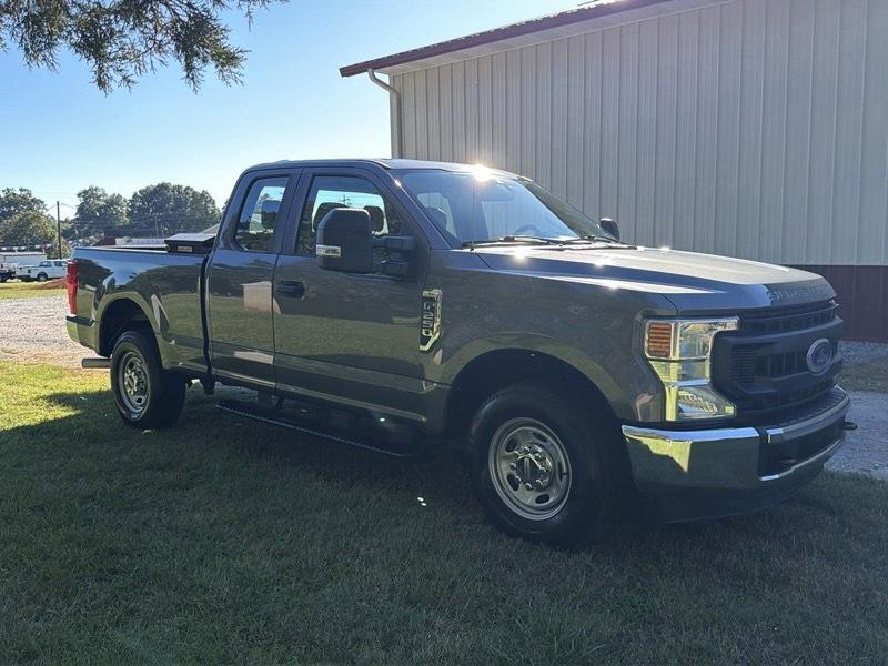 Ford F-250 SD XL SuperCab 2WD 2022