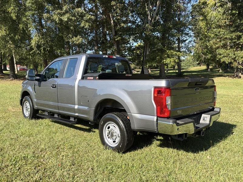 Ford F-250 SD XL SuperCab 2WD 2022