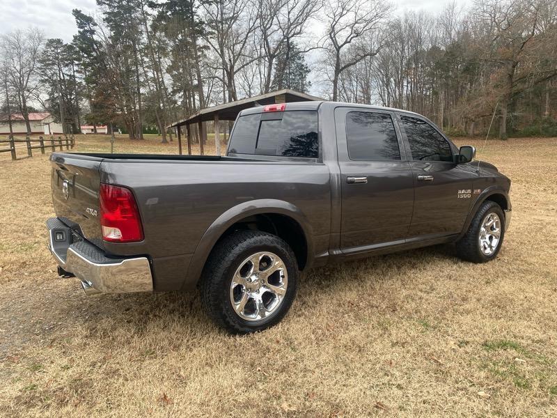 RAM 1500 Laramie Crew Cab SWB 4WD 2014