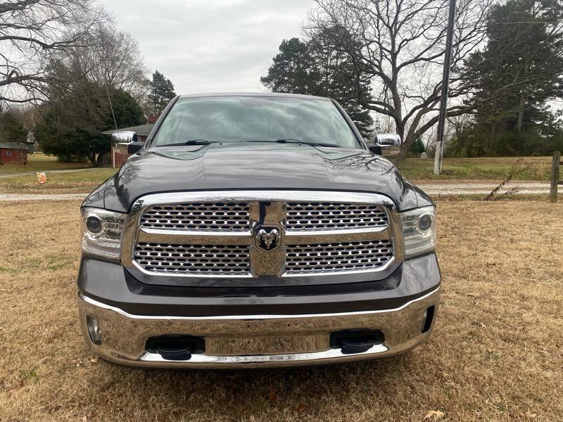 RAM 1500 Laramie Crew Cab SWB 4WD 2014