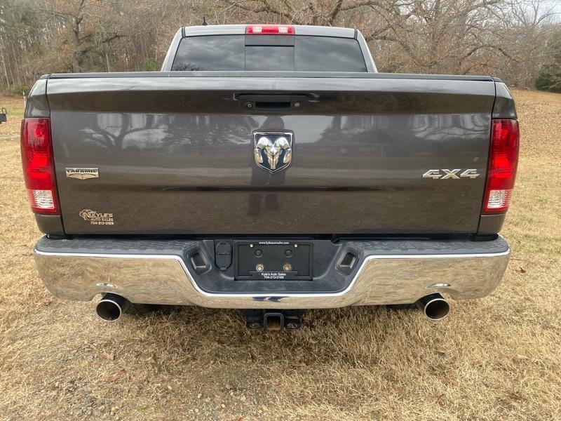RAM 1500 Laramie Crew Cab SWB 4WD 2014