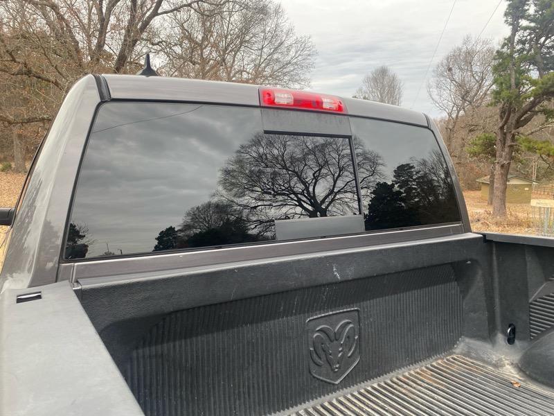 RAM 1500 Laramie Crew Cab SWB 4WD 2014