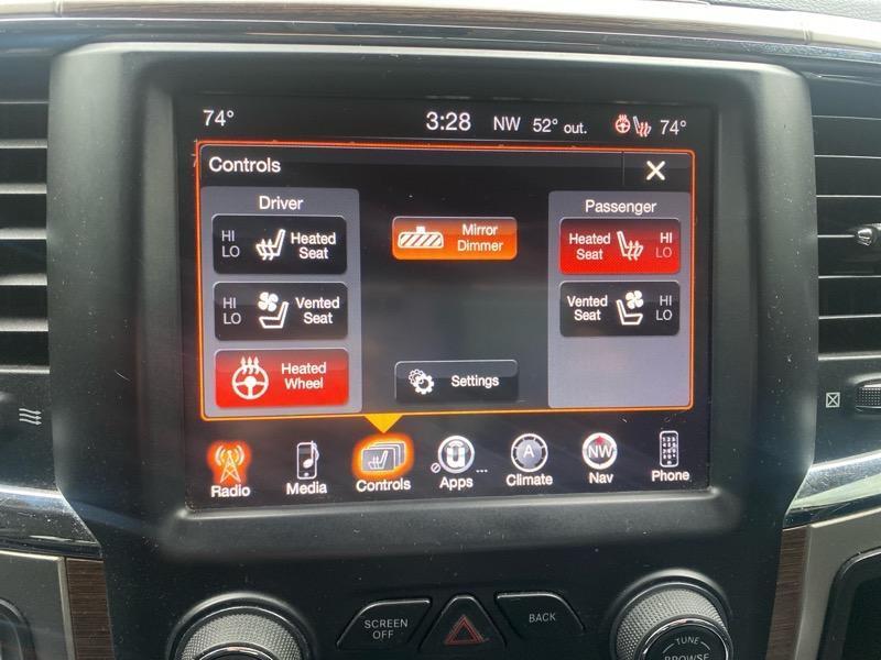 RAM 1500 Laramie Crew Cab SWB 4WD 2014