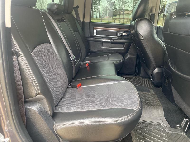 RAM 1500 Laramie Crew Cab SWB 4WD 2014
