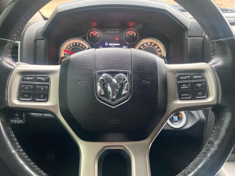 RAM 1500 Laramie Crew Cab SWB 4WD 2014