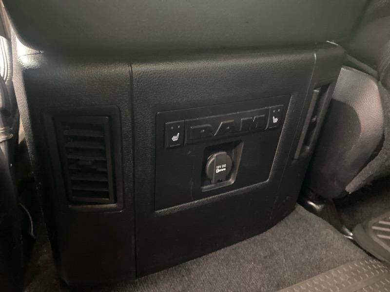 RAM 1500 Laramie Crew Cab SWB 4WD 2014