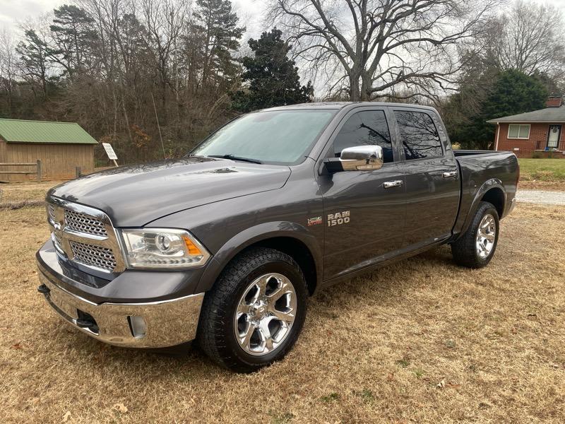 RAM 1500 Laramie Crew Cab SWB 4WD 2014