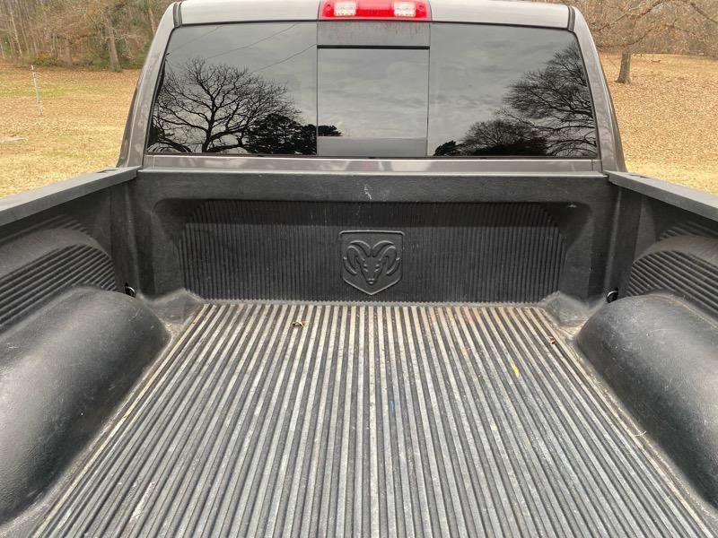 RAM 1500 Laramie Crew Cab SWB 4WD 2014
