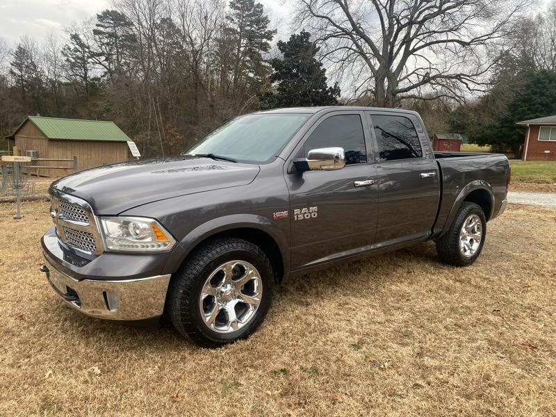 RAM 1500 Laramie Crew Cab SWB 4WD 2014
